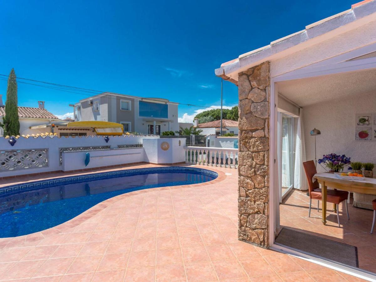 Holiday Home Peni By Interhome Empuriabrava Luaran gambar